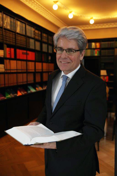 Rechtsanwalt und Notar Andreas Krempel